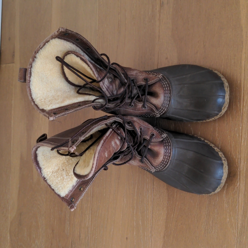 LL Bean shearling lined bean boots
